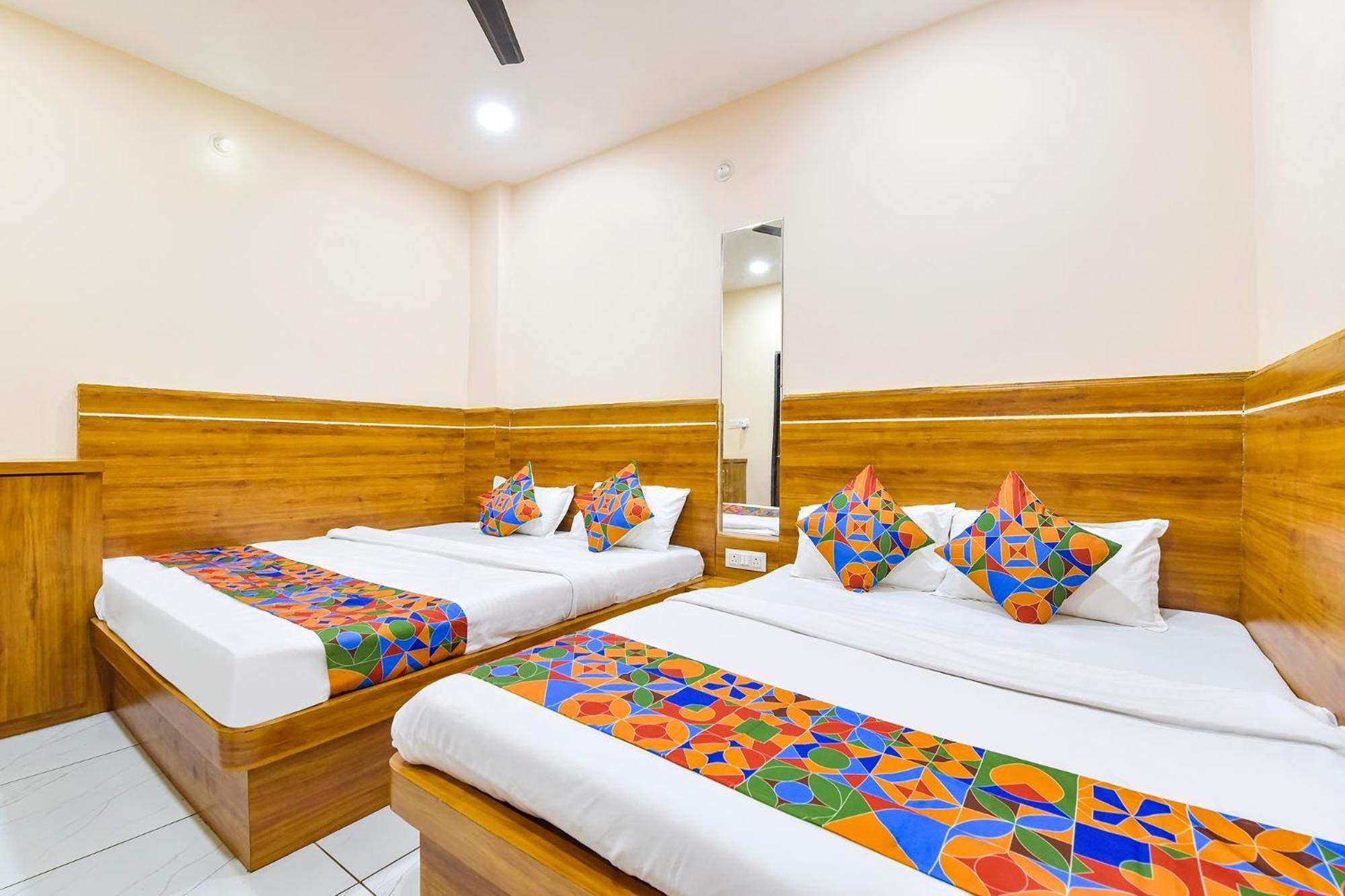 Fabhotel Somnath Удджайн Экстерьер фото